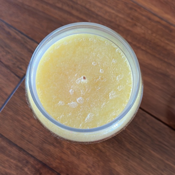 🌼🌼NWT Yankee Candle “Vanilla Cupcake”🌼🌼 - Picture 3 of 5